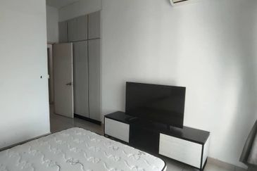 The Pinnacles (Pinnacle Tower)