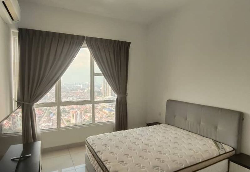 The Pinnacles (Pinnacle Tower)