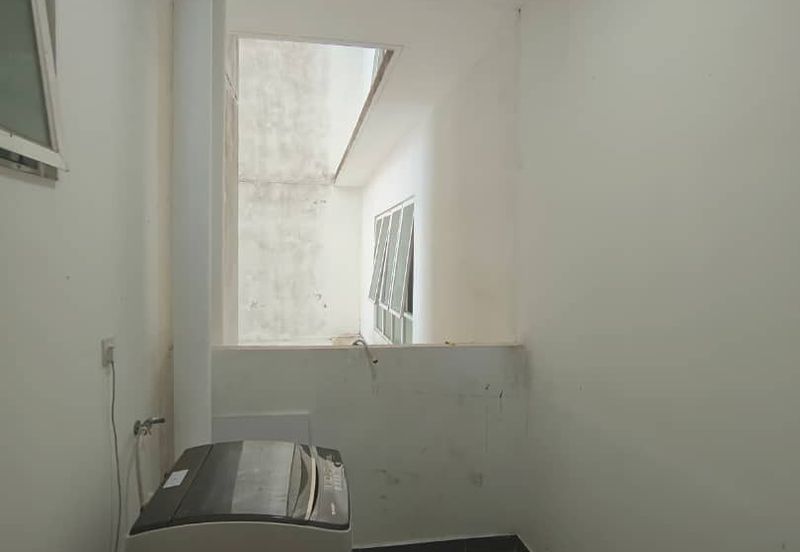 The Pinnacles (Pinnacle Tower)