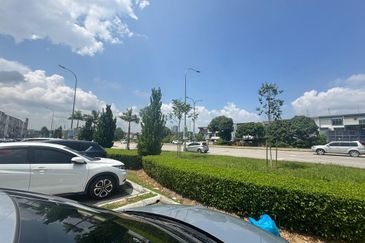 Crest @ Austin Emerald 1