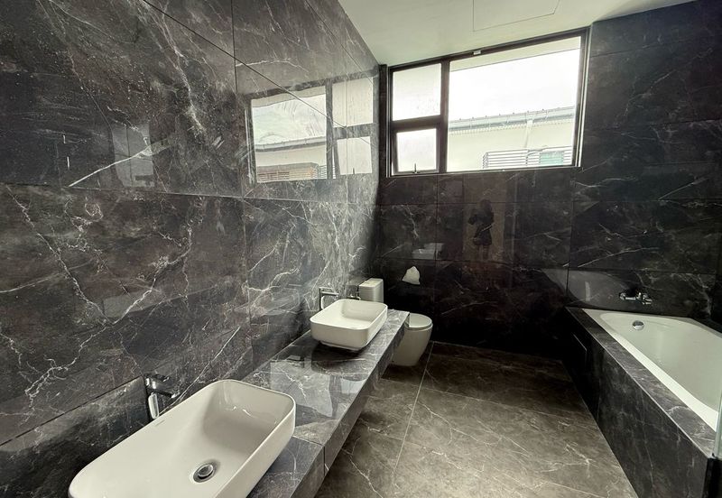 Seri Austin Heights *