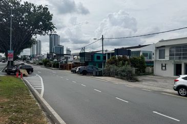 Jalan Serampang
