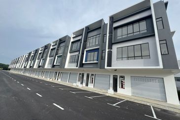 Emerald Business Park 3