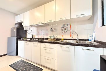 The WaterEdge Apartments