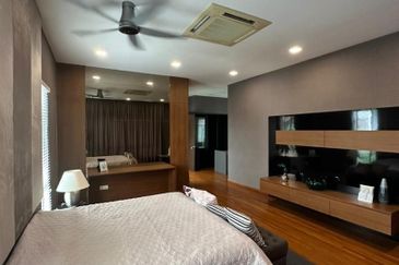 Isola Villa @ Senibong Cove