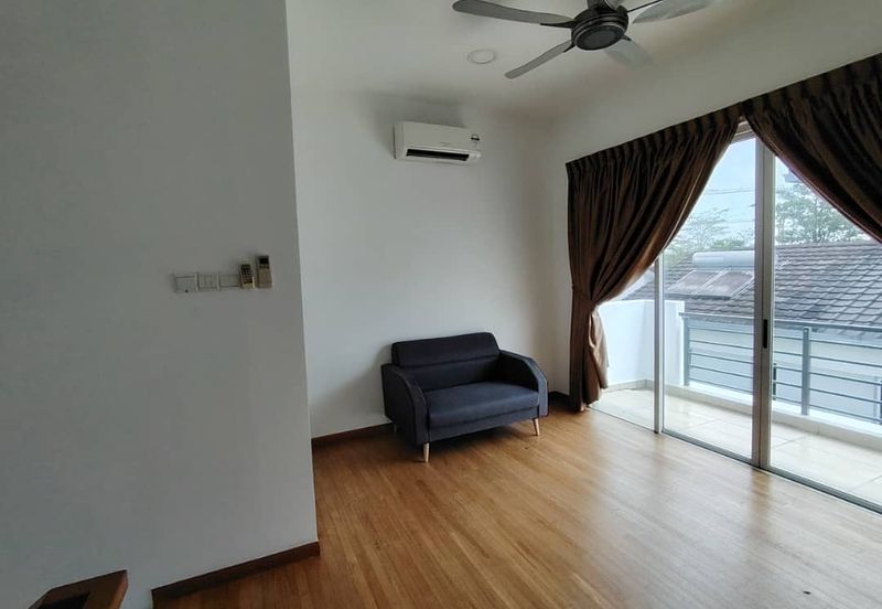 Isola Villa @ Senibong Cove