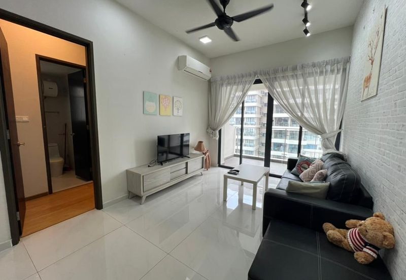 Baypoint @ Country Garden Danga Bay