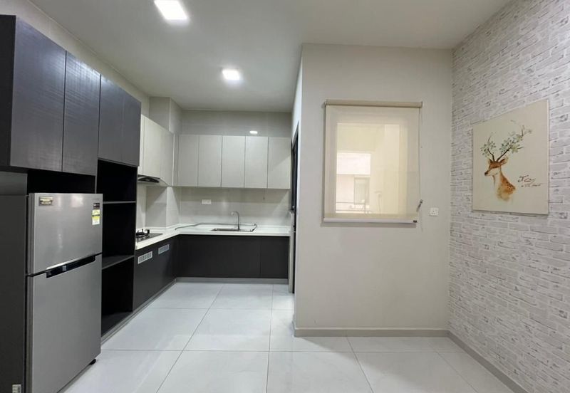 Baypoint @ Country Garden Danga Bay