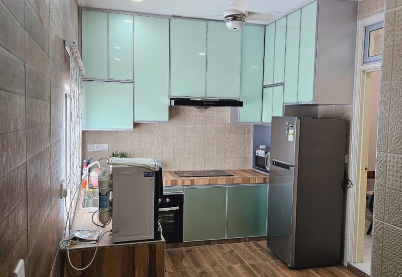 Meridin East The Greenway & The Eden