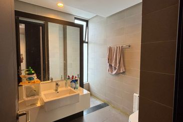 Avira Garden Terraces @ Medini