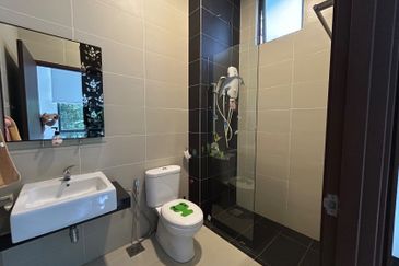 The Straits View Residences