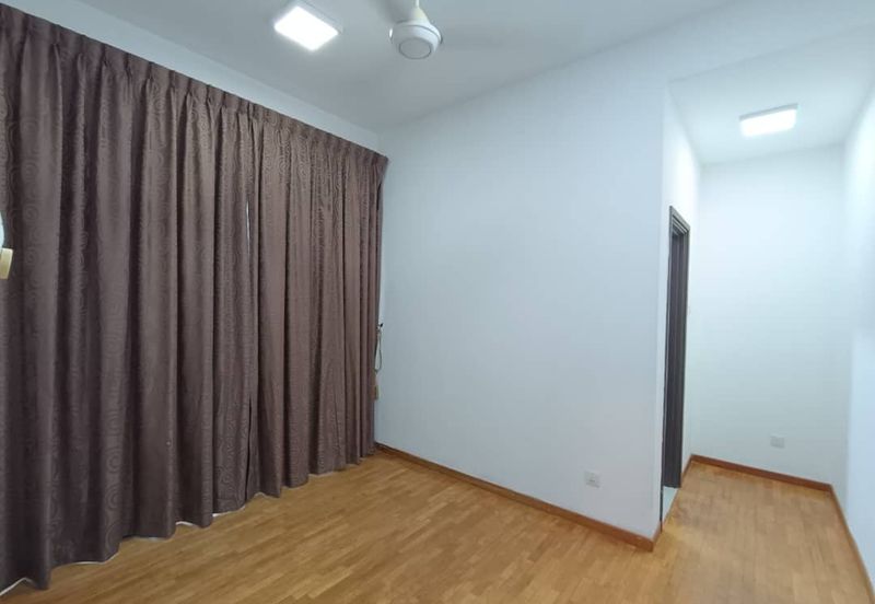 The WaterEdge Residences