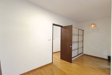 The WaterEdge Residences