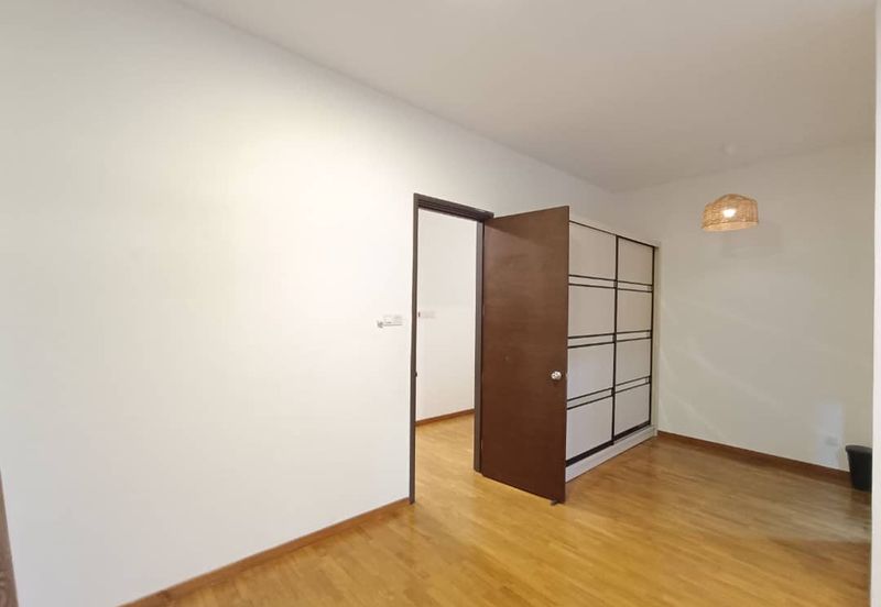 The WaterEdge Residences