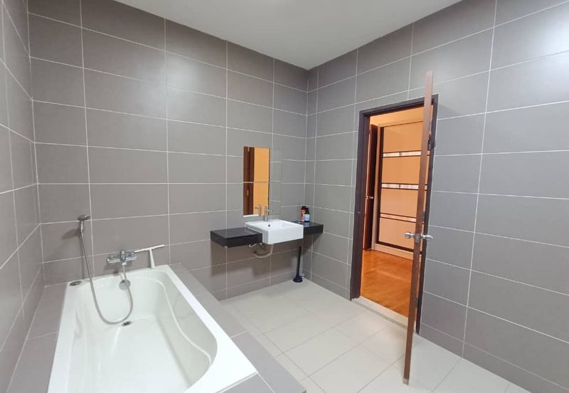 The WaterEdge Residences