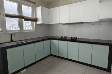 Seasons Luxury Apartments @ Amara Larkin