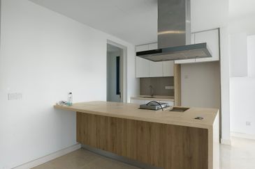 Imperia @ Puteri Harbour