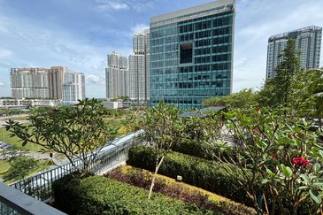 Imperia @ Puteri Harbour