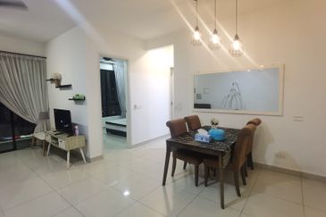 Dedaun Hijau (Greenfield Regency)