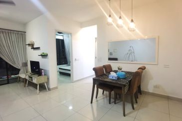 Dedaun Hijau (Greenfield Regency)