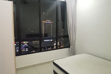 Dedaun Hijau (Greenfield Regency)