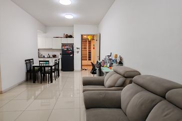 Dedaun Hijau (Greenfield Regency)