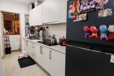 Dedaun Hijau (Greenfield Regency)