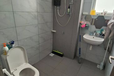 SKS Habitat Apartment, Larkin