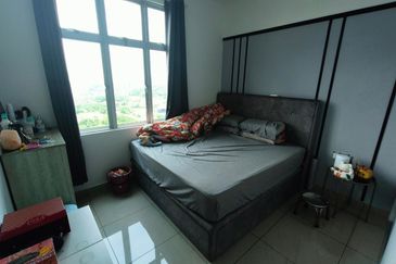 SKS Habitat Apartment, Larkin