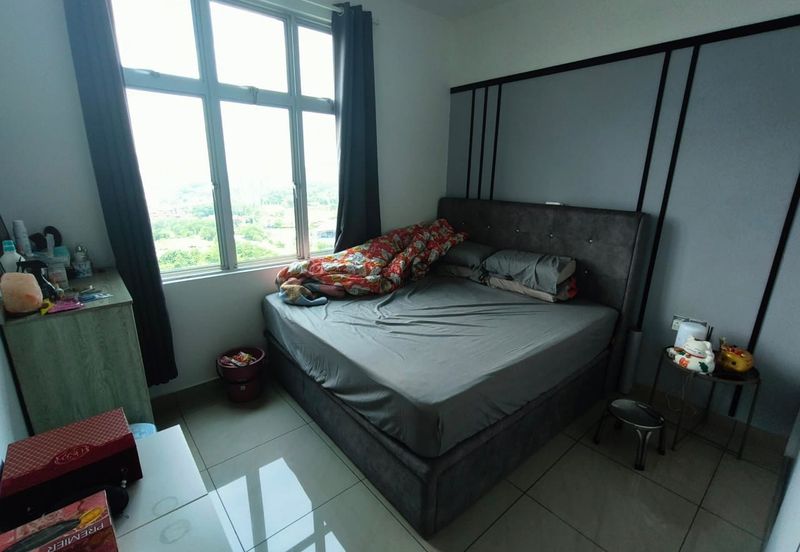 SKS Habitat Apartment, Larkin