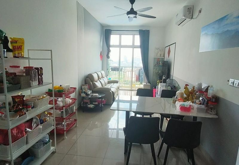 SKS Habitat Apartment, Larkin