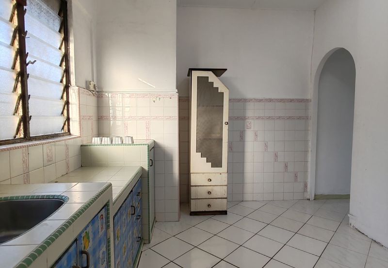 Flat Taman Ungku Tun Aminah