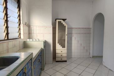 Flat Taman Ungku Tun Aminah