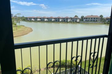 Jewels of Grasmere, Setia Marina