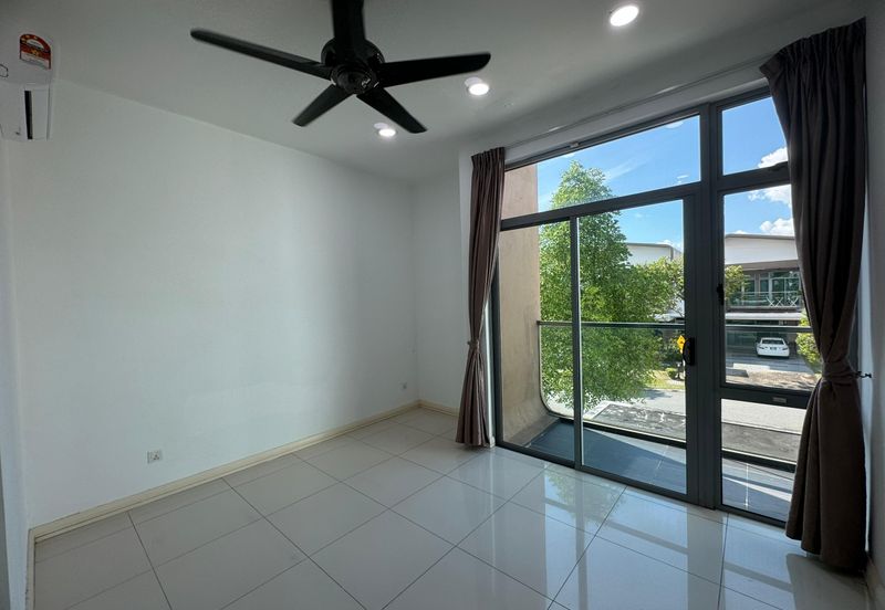 Liu Li Garden, Setia Eco Glades