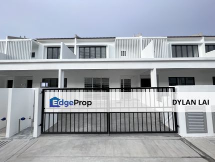 Sejati Lakeside Terrace House For Sale Below Market Price Cyberjaya, Selangor, Cyberjaya