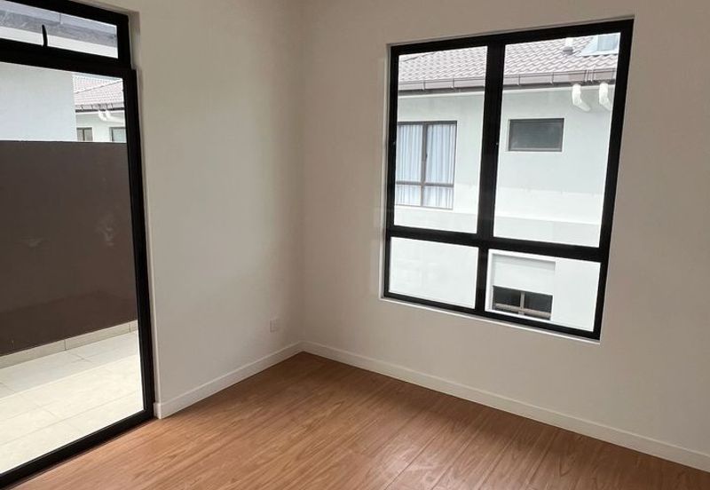 Mulia Residence Terrace House 3 Storey For Sale Below Market Price for sale