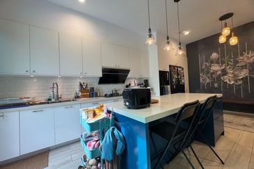 Lepironia Gardens, Setia Eco Glades