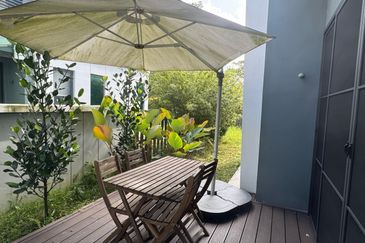 Lepironia Gardens, Setia Eco Glades