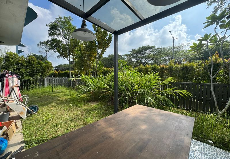 Lepironia Gardens, Setia Eco Glades