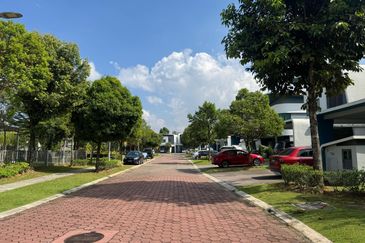 Lepironia Gardens, Setia Eco Glades