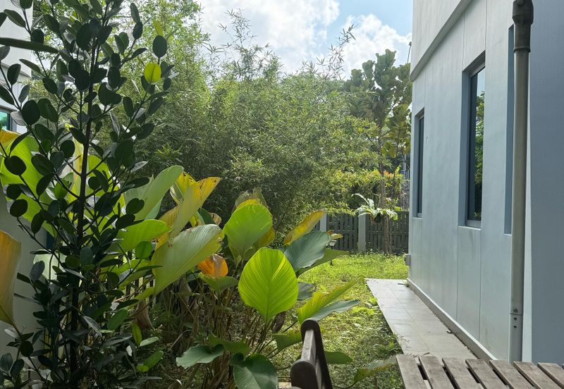 Lepironia Gardens, Setia Eco Glades