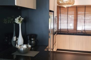 Symphony Hills Schumann