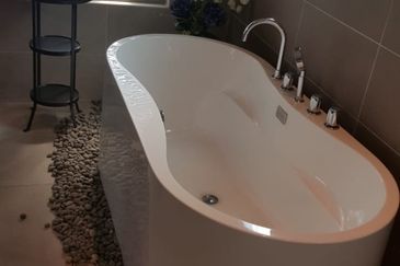 Symphony Hills Schumann