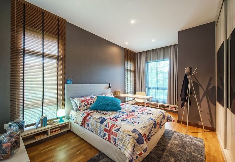 Symphony Hills Schumann