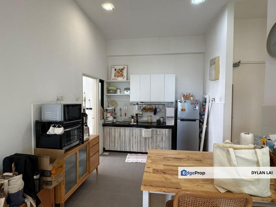 Serin Residence Fully Furnished and Renovated for sale at Cyberjaya, Selangor, Cyberjaya