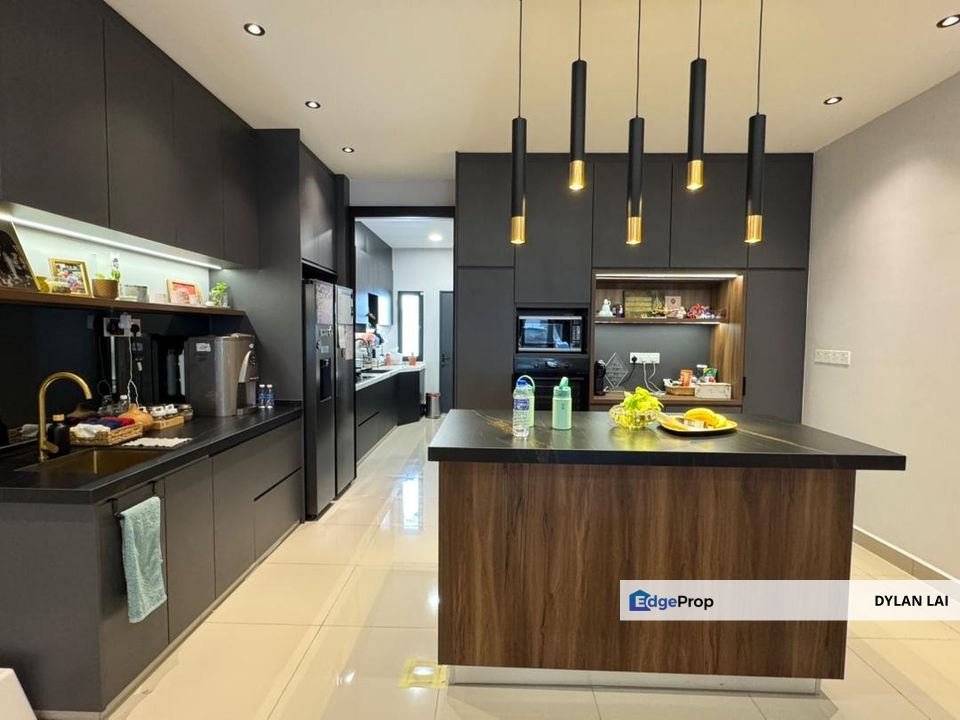 Sejati Lakeside Superlink Well Renovated and Furnished For Sale Cyberjaya House, Selangor, Cyberjaya