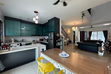 Jewels of Grasmere, Setia Marina