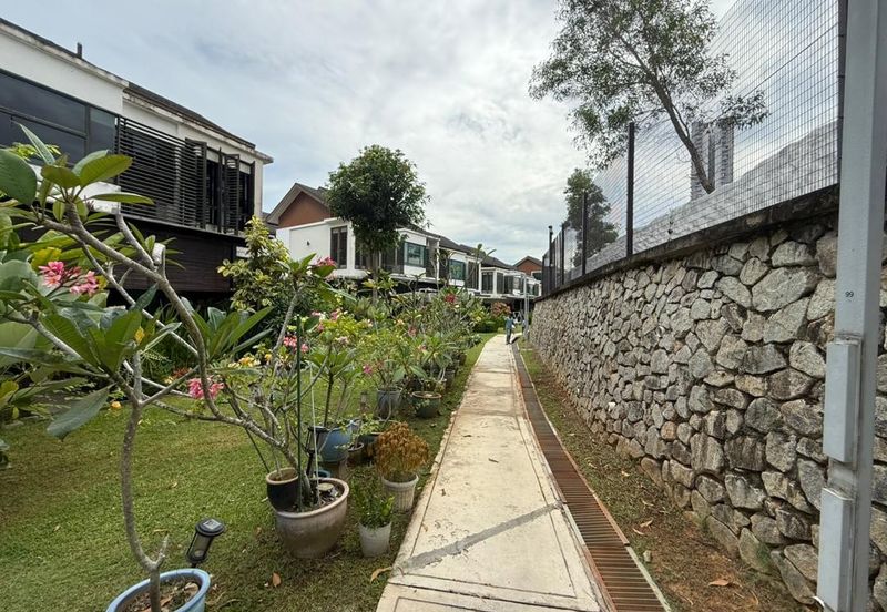 Beethoven, Symphony Hills