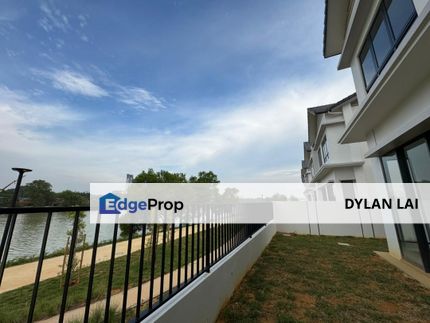 Sejati Lakeside 2 Semi-Detached with Lakeview, Brand New unit at Cyberjaya, Selangor, Cyberjaya